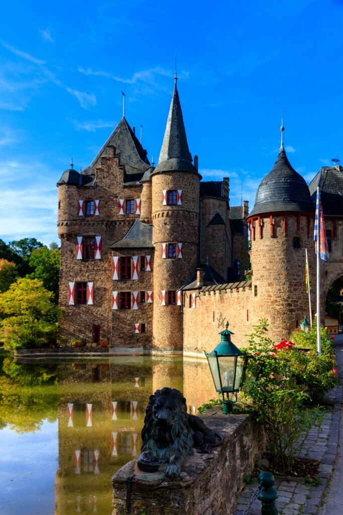 herbert castle